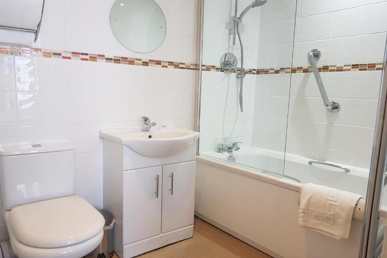 Welbeck Hotel & Apartments دوغلاس المظهر الخارجي الصورة