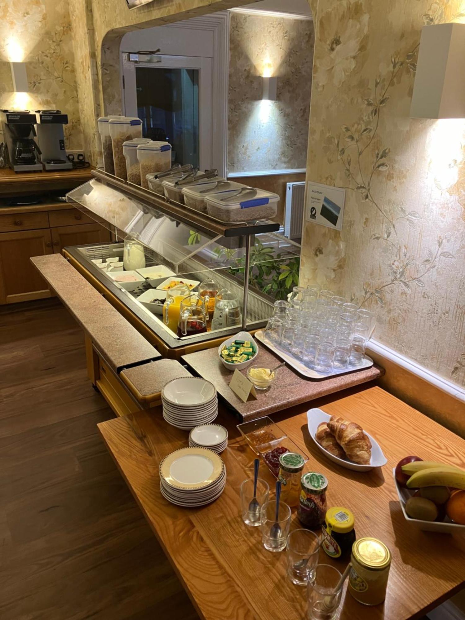Welbeck Hotel & Apartments دوغلاس المظهر الخارجي الصورة
