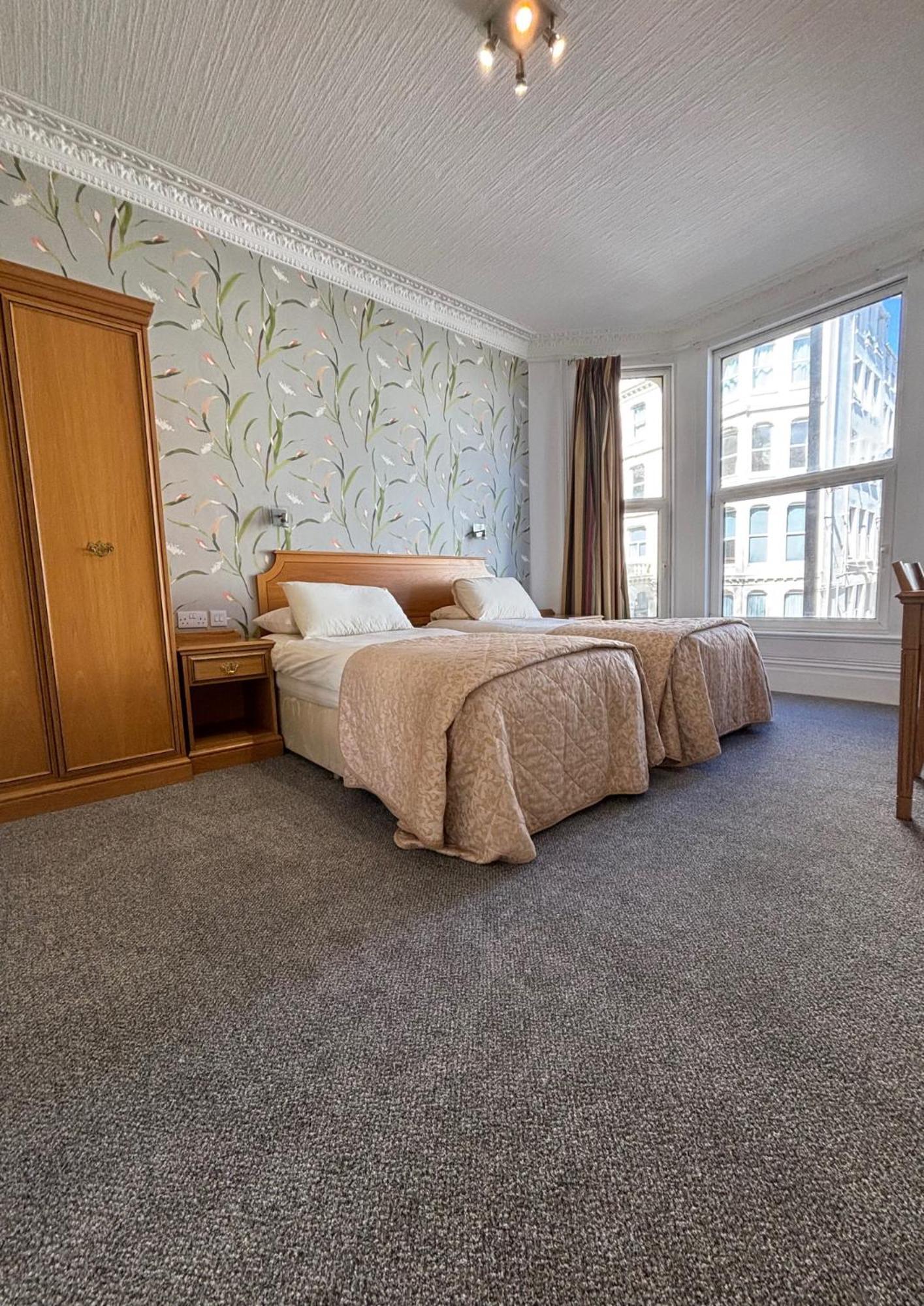Welbeck Hotel & Apartments دوغلاس المظهر الخارجي الصورة